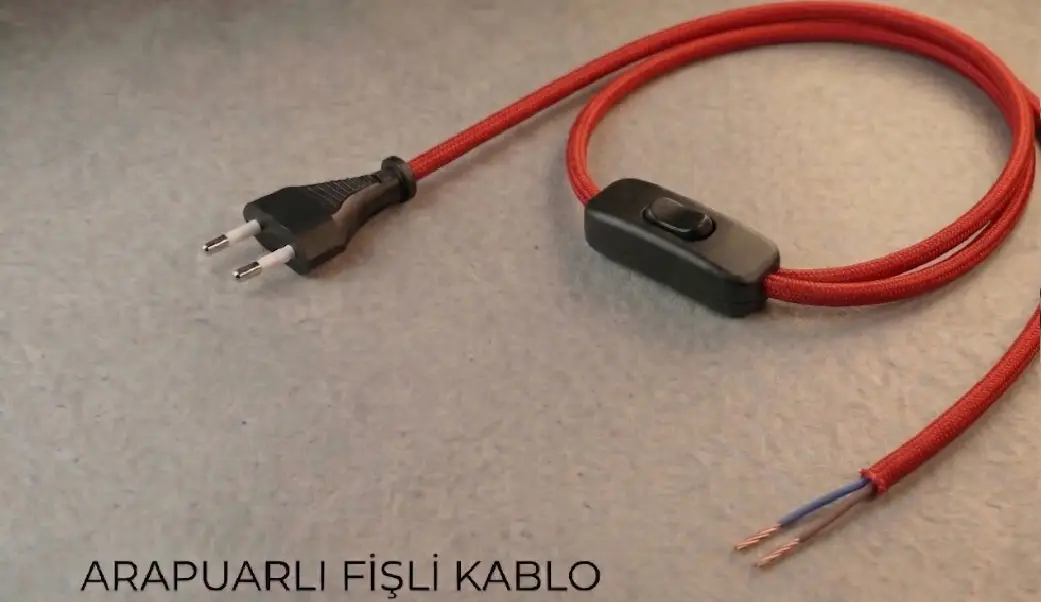 Apuarlı Fişli Kırmızı Kablo